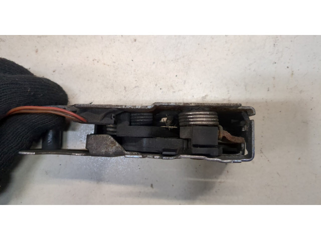 Замок капота Volkswagen Passat 6 2005-2010