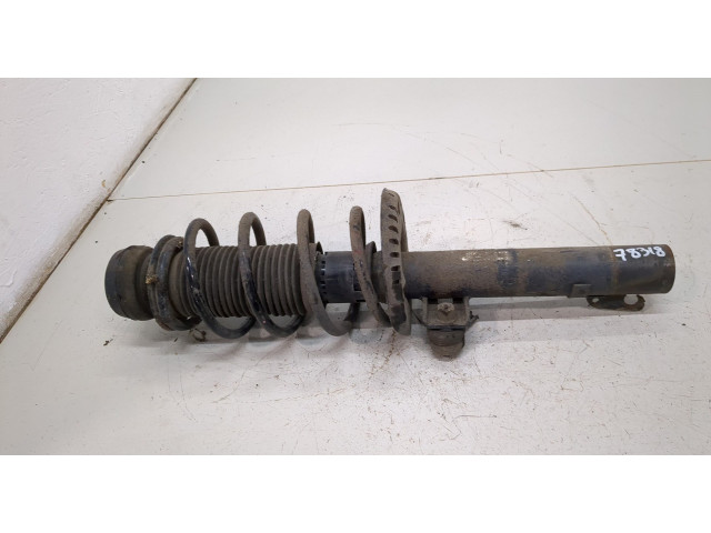 Стойка амортизатора  Skoda Fabia 2007-2014 6Q0413031BJ, 6Q0411105AE     