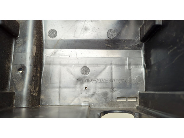 Блок предохранителей  Infiniti QX56 2004-2010      243827S110   