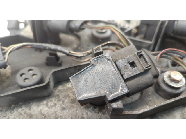 Генератор  Volkswagen Transporter 4 1991-2003           