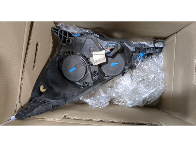 Фара передняя Citroen DS3 правая