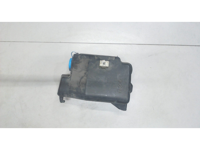 Бачок омывателя Infiniti QX56 2004-2010 289107S000 5.6