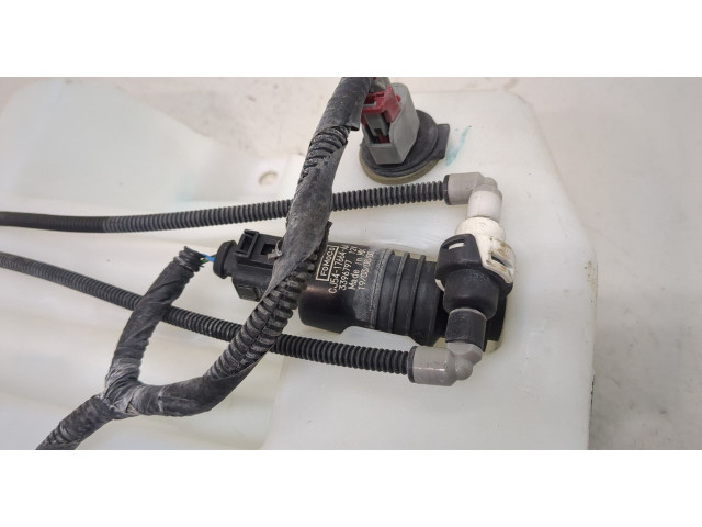 Бачок омывателя  Lincoln MKC 2018-2019    