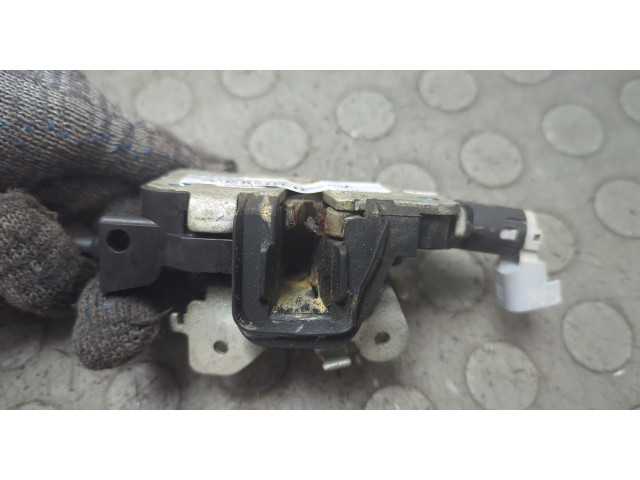 Замок багажника Ford Explorer 2001-2006
