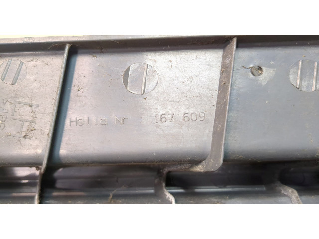 Задний фонарь          