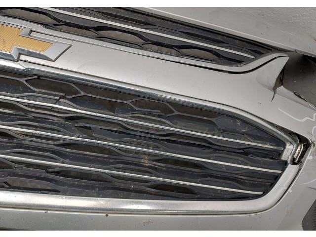 Бампер  Chevrolet Malibu 2015-2018 передний   84042377