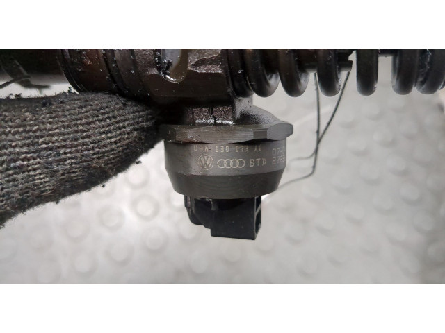 Форсунка топливная  Skoda Roomster 2006-2015    038130073AG     