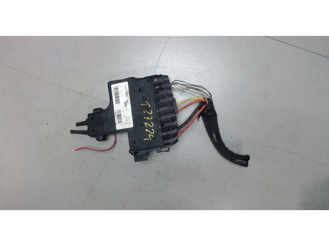 Блок предохранителей  Citroen C4 Grand Picasso 2006-2013      6500AX      1.8