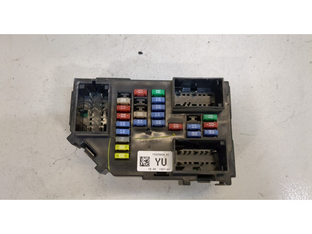 Блок предохранителей Chevrolet Tahoe 2006-2014