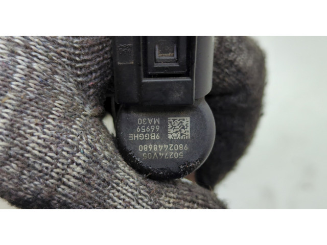 Форсунка топливная Citroen C4 2010-2020 9802448680