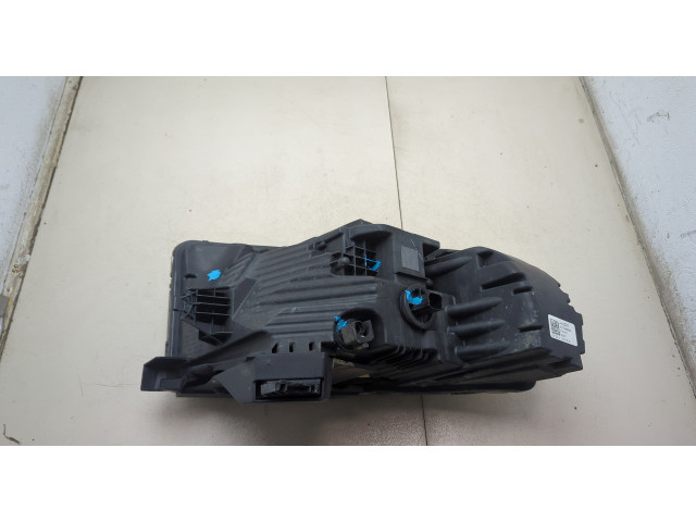 Фара передняя GMC Acadia 2019-2025 левая