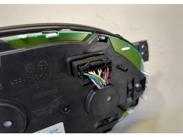 Панель приборов Dacia Sandero 2012- 248109811R 0.9 Бензин