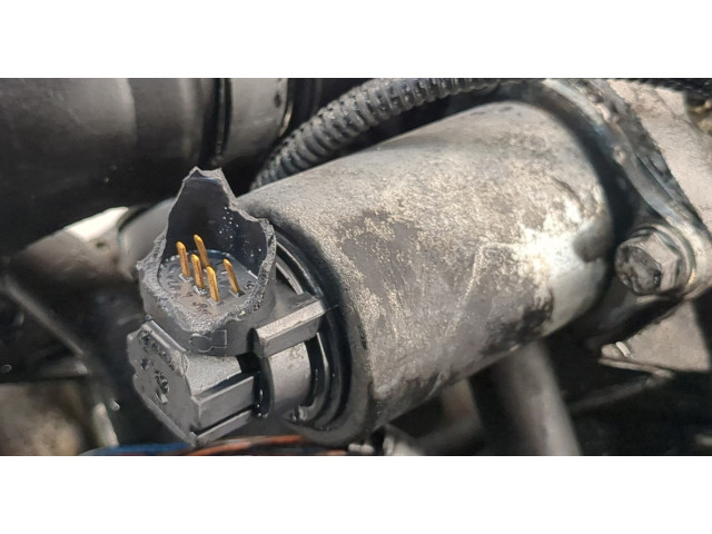 Форсунка топливная  Volvo S40 / V40 1995-2004         