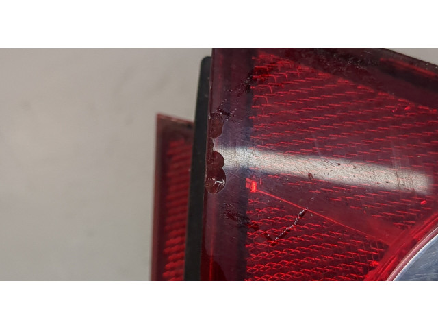 Задний фонарь          