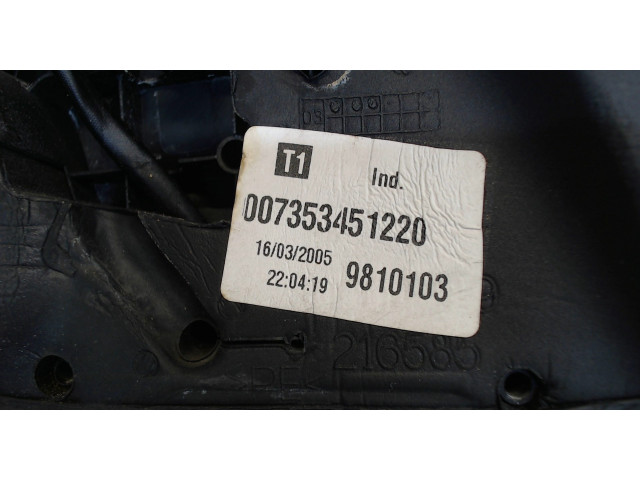 Зеркало боковое  Lancia Ypsilon 2003-2011  левое            735345122