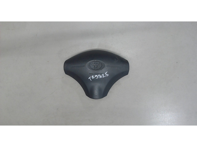 Подушка безопасности водителя  Toyota Yaris Verso     