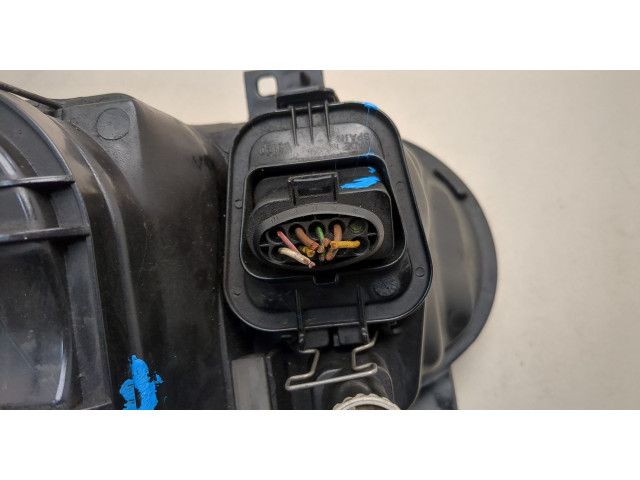 Фара передняя  Volkswagen Golf 4 1997-2006 правая 