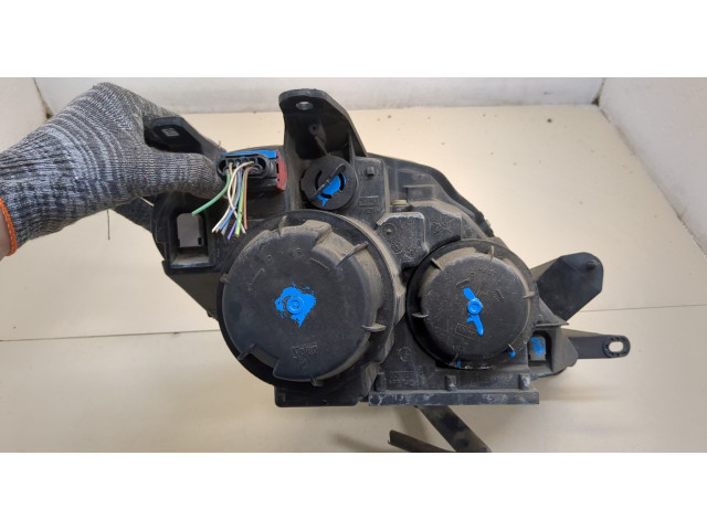 Фара передняя  Citroen C8 2002-2008 левая 