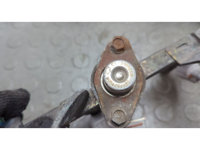 Форсунка топливная Infiniti QX56 2004-2010