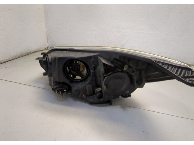 Фара передняя  Ford Focus 3 2011-2015 правая 