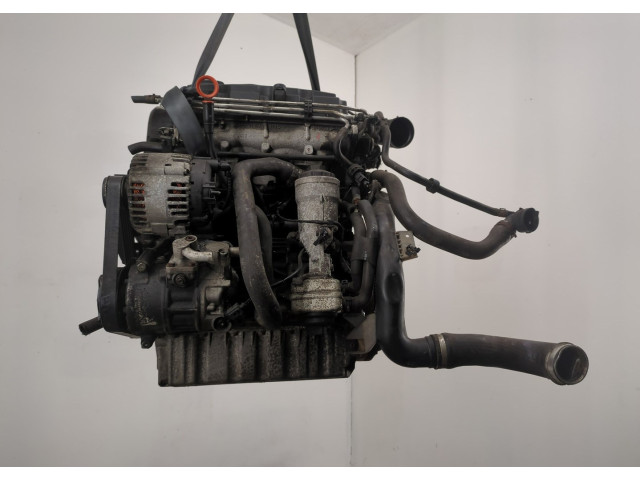 Форсунка топливная  Volkswagen Touran 2006-2010    038130073BN     