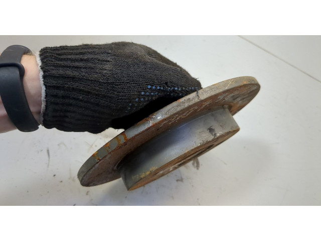 Диск тормозной  Mitsubishi Space Star 1998-2006   задний   MR913846      