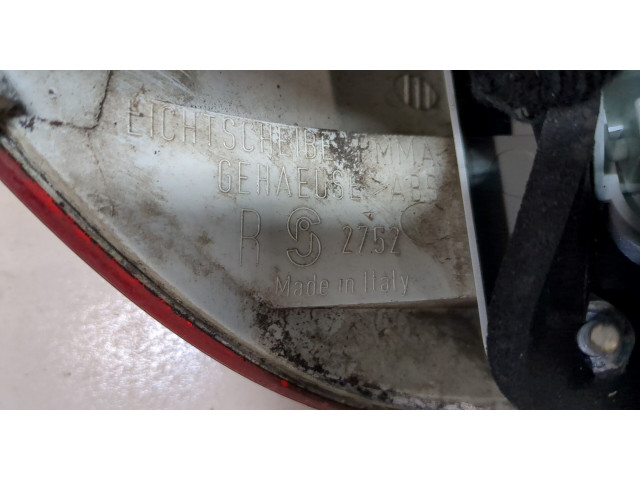 Задний фонарь          