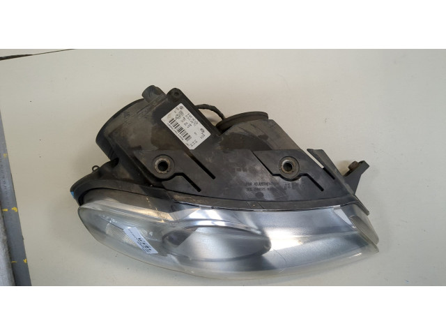 Фара передняя  Volkswagen Passat 6 2005-2010 правая 