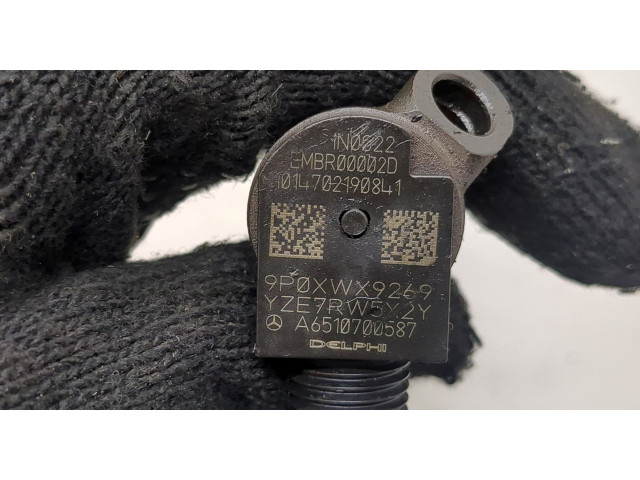 Форсунка топливная Jeep Patriot 2010-2016 68072174AA