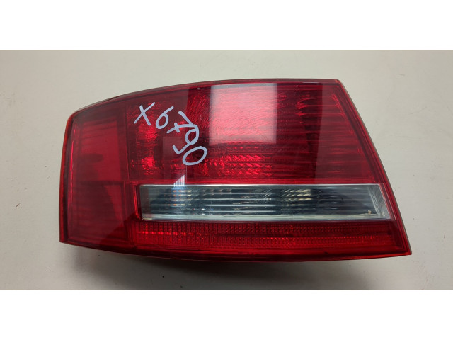 Задний фонарь