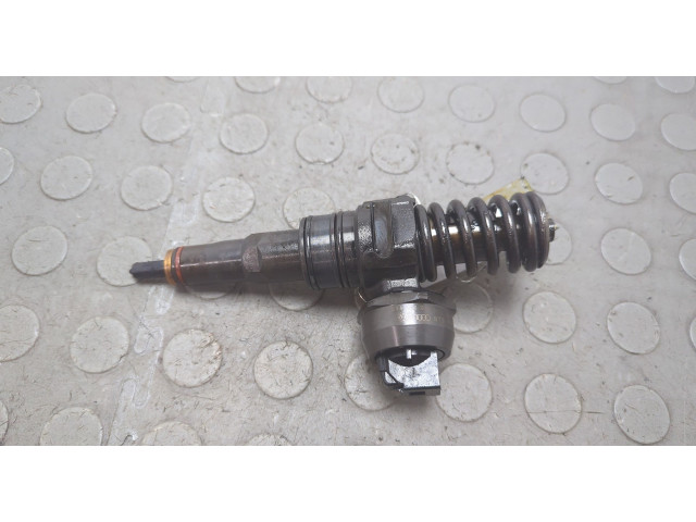 Форсунка топливная  Volkswagen Bora         