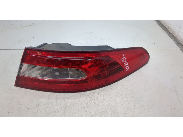 Задний фонарь 8X2313404BC