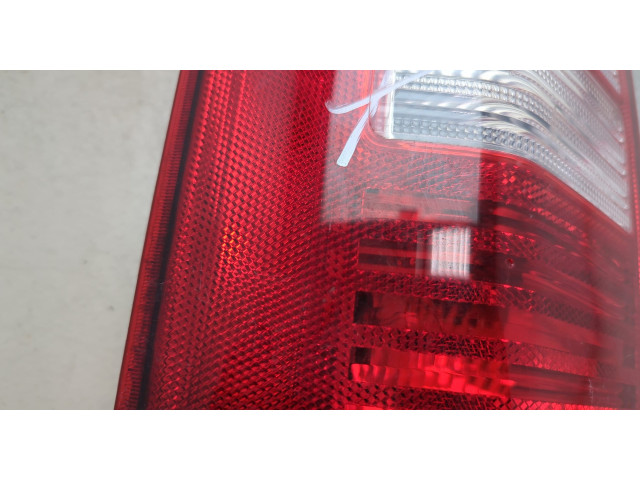 Задний фонарь 5116241AE