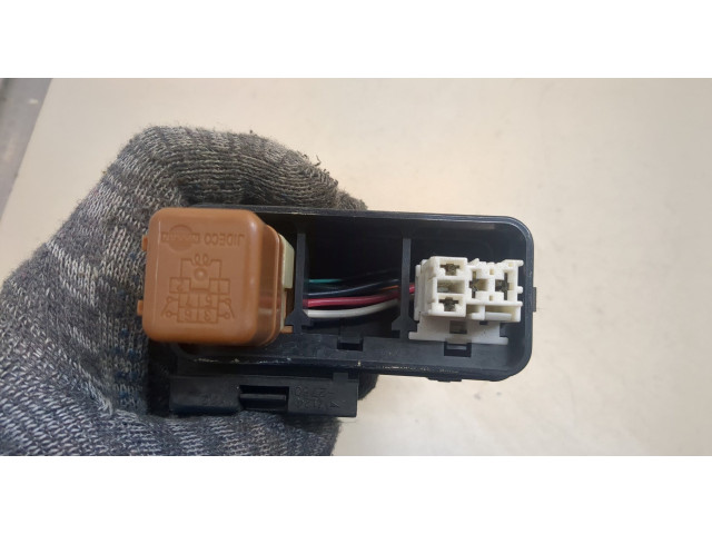 Блок реле Infiniti FX 2002-2009