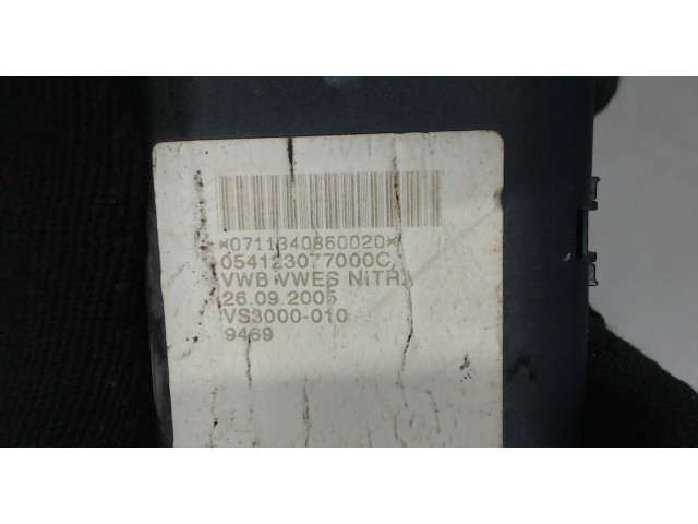 Блок предохранителей  Volkswagen Transporter 5 2003-2009      7H0937617     1.9