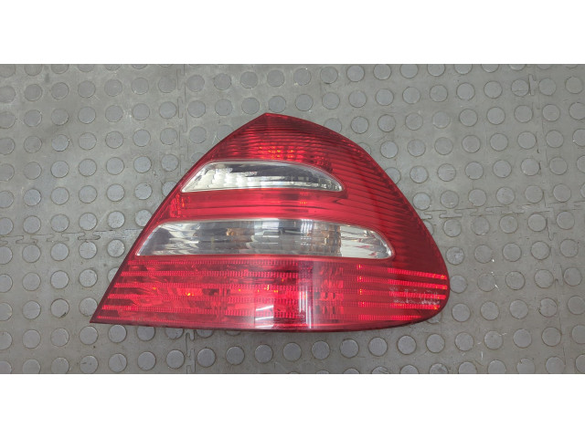 Задний фонарь          
