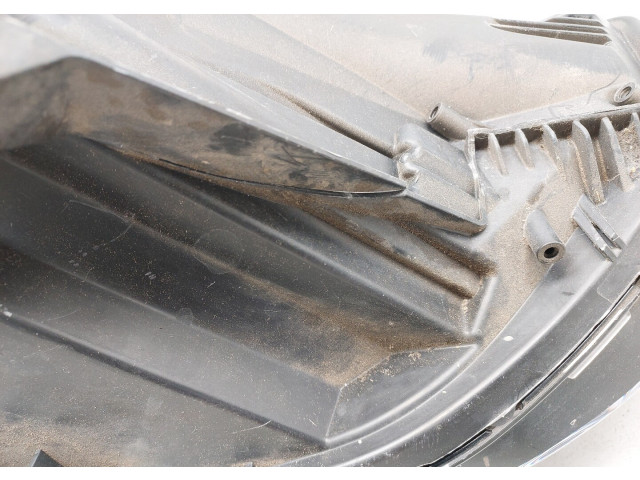 Фара передняя  Peugeot 3008 2016-2020 правая 