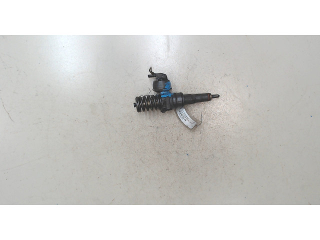 Форсунка топливная  Seat Ibiza 3 2006-2008    038130073BN, 038130079TX     