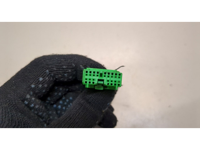 Зеркало боковое  Volvo V70 2001-2008  правое           