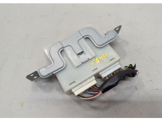 Блок комфорта  Infiniti FX 2002-2009      98800CG000  