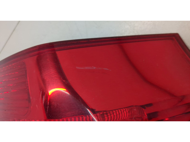 Задний фонарь          