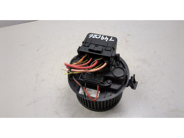 Моторчик печки  Renault Megane 2 2002-2009        