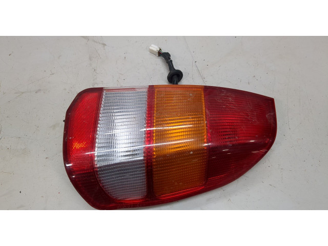 Задний фонарь Mitsubishi Space Star