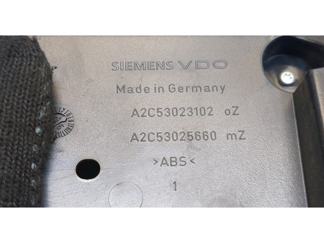 Панель приборов Volkswagen Caddy 2004-2010 2K0920843A