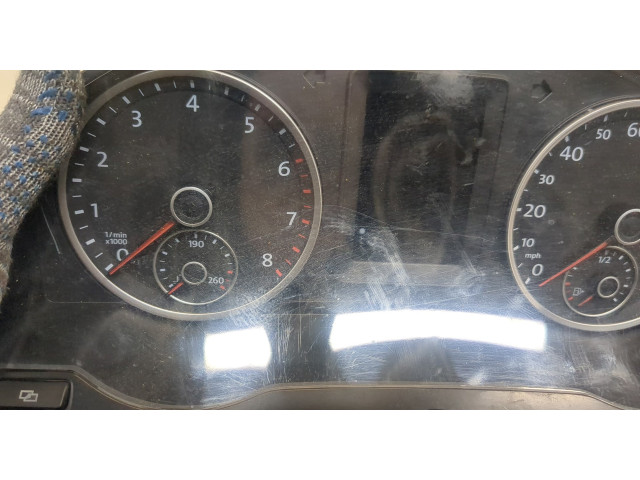 Панель приборов  Volkswagen Tiguan 2007-2011       5N0920961A     
