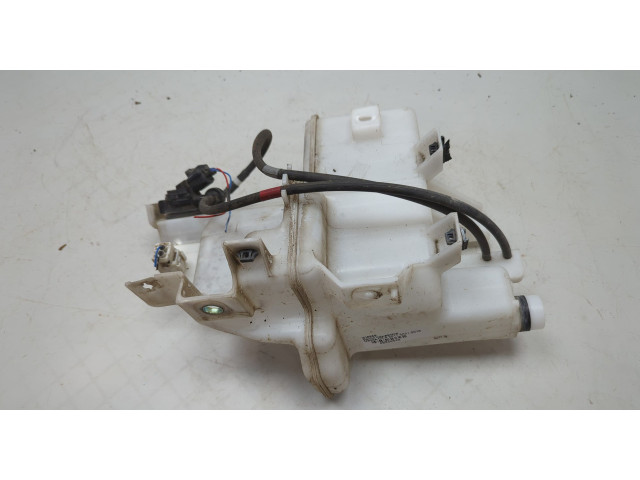 Бачок омывателя Mazda CX-5 2017-2021 860142805