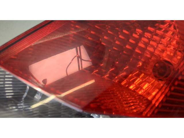 Задний фонарь          