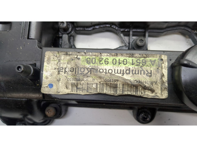 Клапанная крышка двигателя ДВС  Mercedes C W204 2006-2015 2.1  A6510100830   