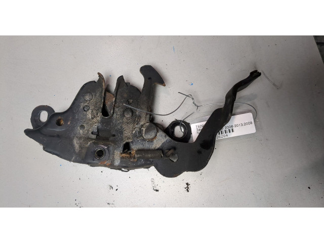 Замок капота  Nissan Qashqai 2006-2013     