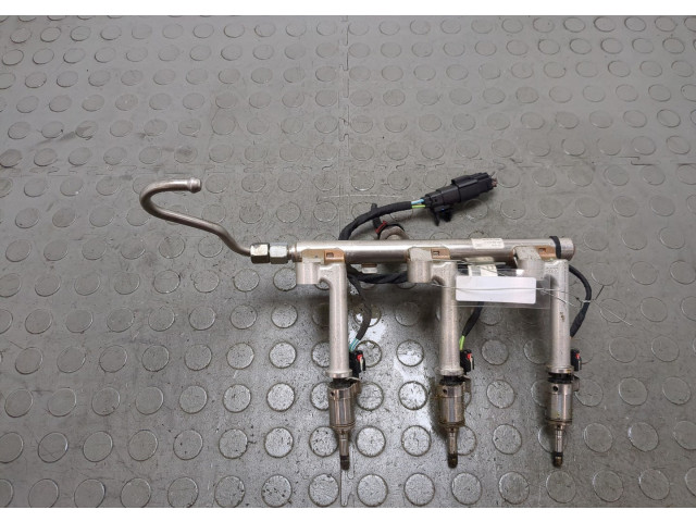 Форсунка топливная Volvo XC40 32208203, 31405315